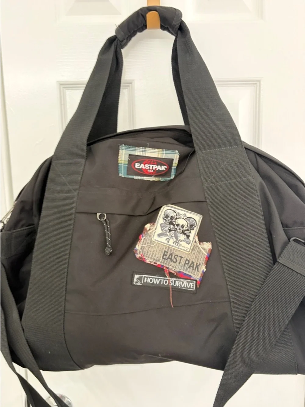 Rare Eastpak How To Survive Skull Patch Duffle Bag•Goth•Grunge•Travel Ready•GUC